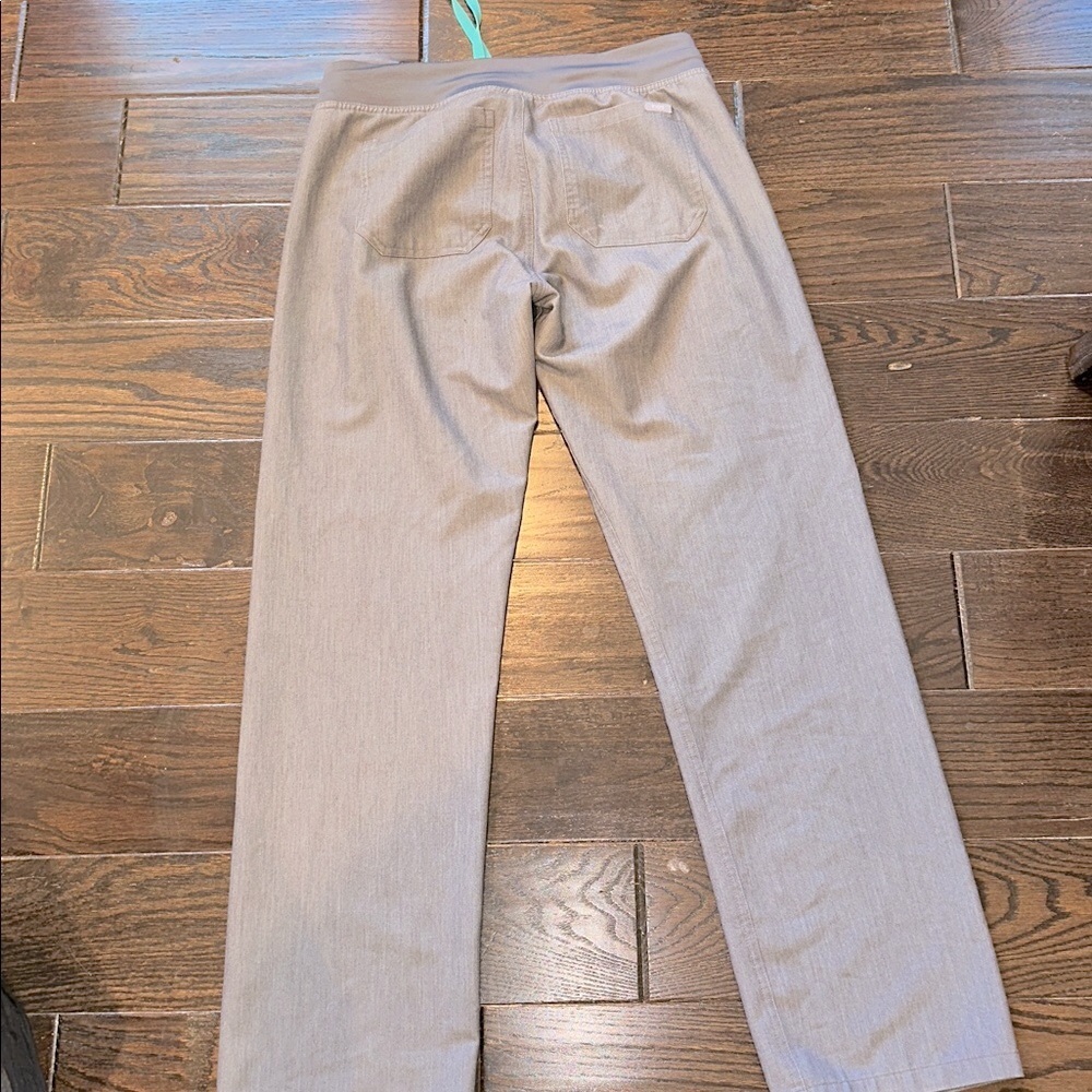 Figs Technical Collection Gray Nurses Pants Size … - image 7